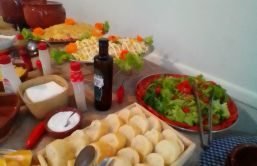 https://www.espetinhosofile.com.br/imagens/uploads/imgs/buffet/buffetfotos/257x166/feijoada1.jpg